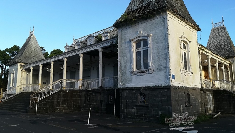Patrimoine de l'île Maurice  :Ce qu'il en reste de l'Hôtel de Ville de Curepipe